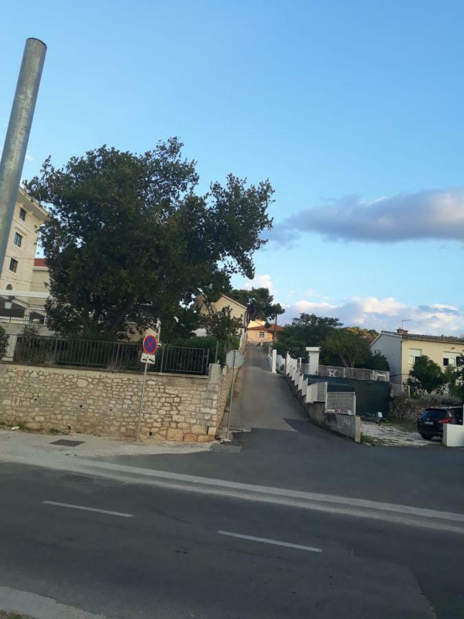 Apartment Dinka Trogir Eksteriør bilde