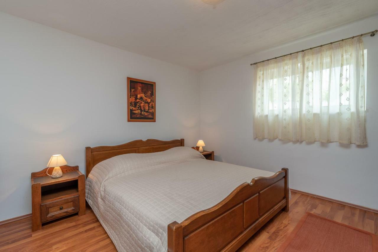 Apartment Dinka Trogir Eksteriør bilde