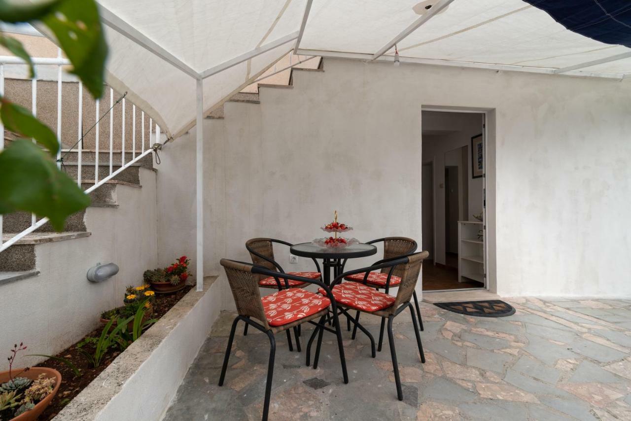 Apartment Dinka Trogir Eksteriør bilde