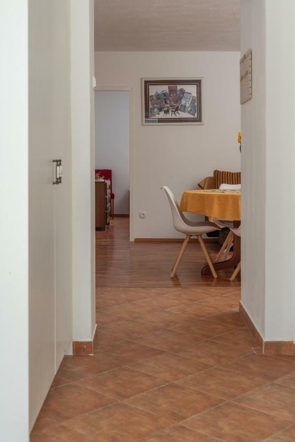 Apartment Dinka Trogir Eksteriør bilde