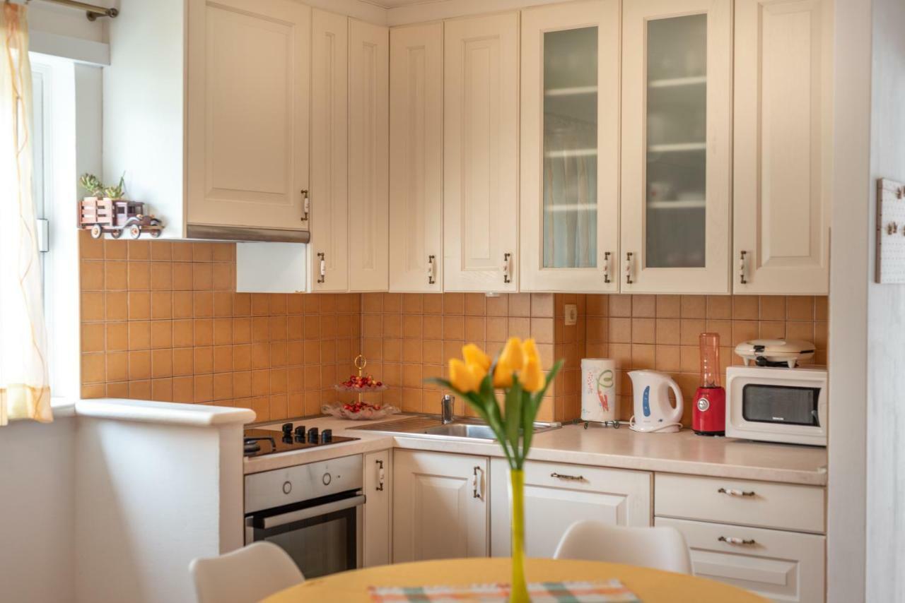 Apartment Dinka Trogir Eksteriør bilde